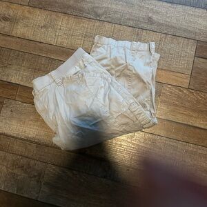 Lee Women's Tan Capris